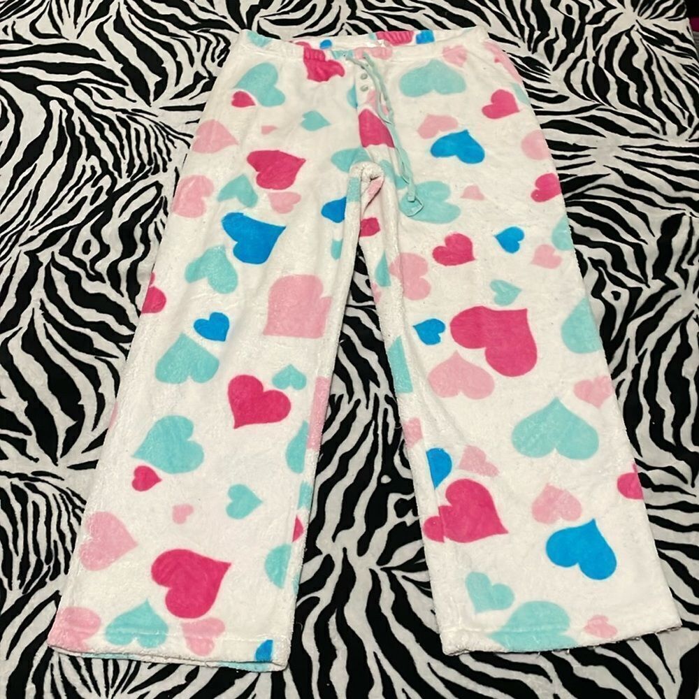 Fluffy kawaii white bottom pj pajama pants valentines heart print size large